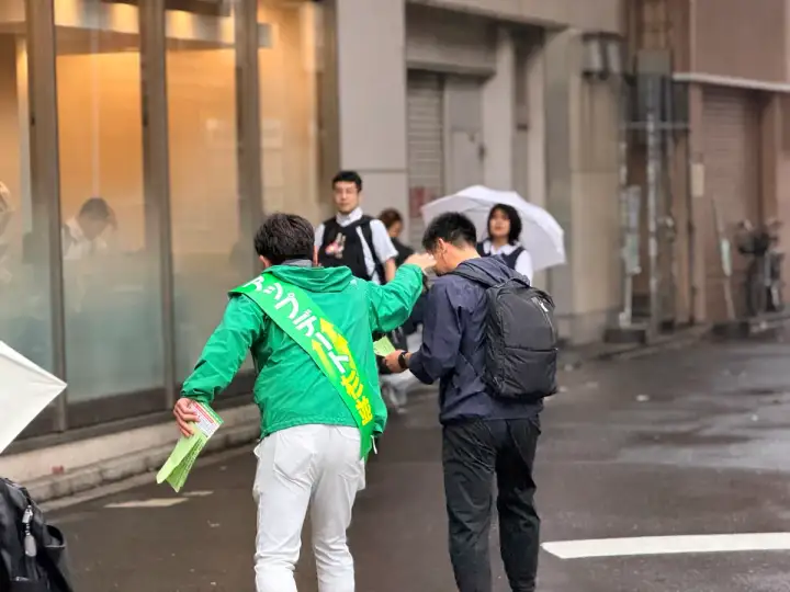 街頭1000本ノックの活動写真（6月8日 朝・高円寺・和田・堀ノ内周辺）